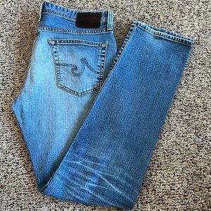 AG The Graduate (tailored leg) Denim Jeans
